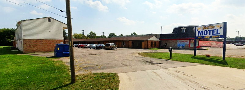 Starlite Motel (Skipper Motel) - From Web Listing (newer photo)